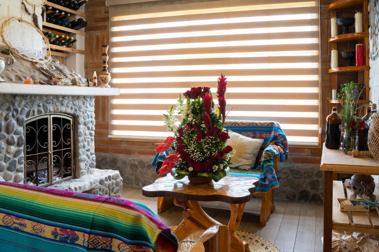 Watzara Wasi Cottage Familiar Camprestre Y Lofts En Cotacachi Εξωτερικό φωτογραφία